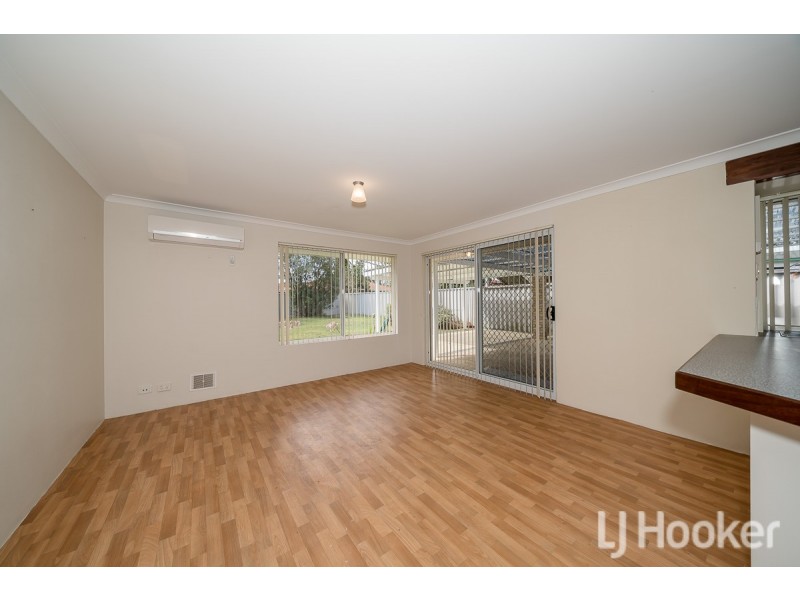 24 Chelmsford Avenue, Port Kennedy WA 6172