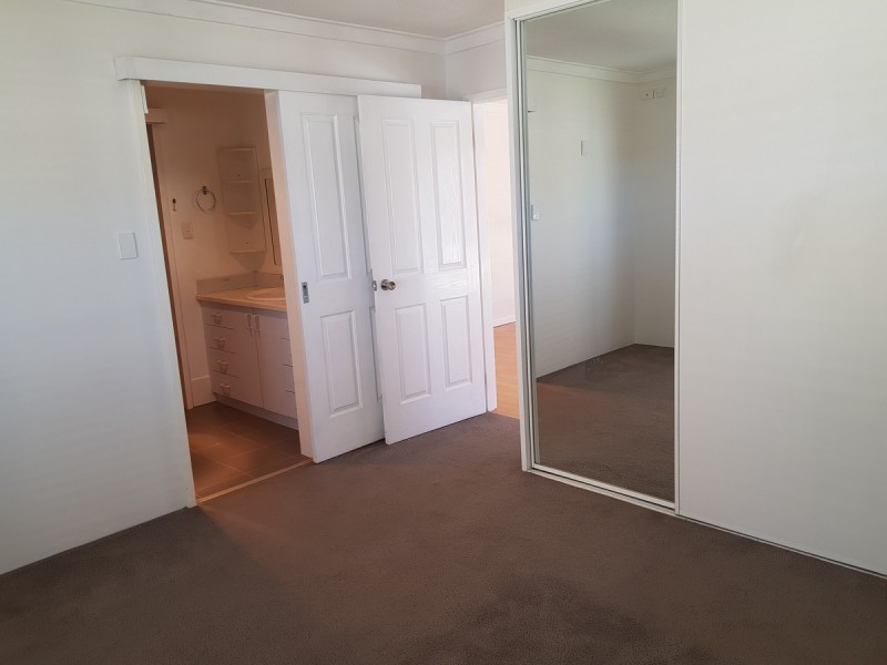 8 Portsmouth Place, Waikiki WA 6169