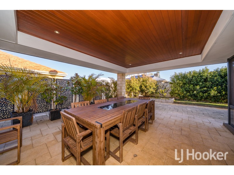 6 Duranbah Road, Secret Harbour WA 6173