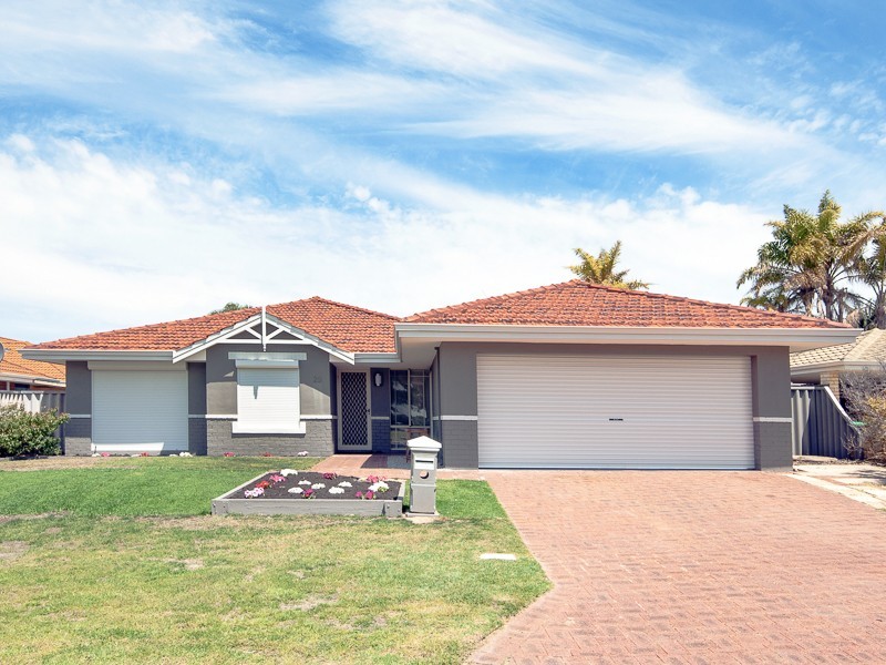 29 Swallowtail Parade, Warnbro WA 6169