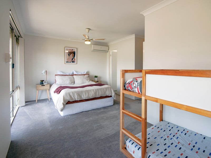 29 Swallowtail Parade, Warnbro WA 6169