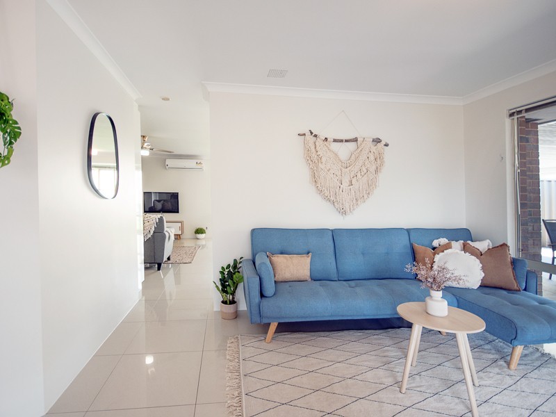 29 Swallowtail Parade, Warnbro WA 6169