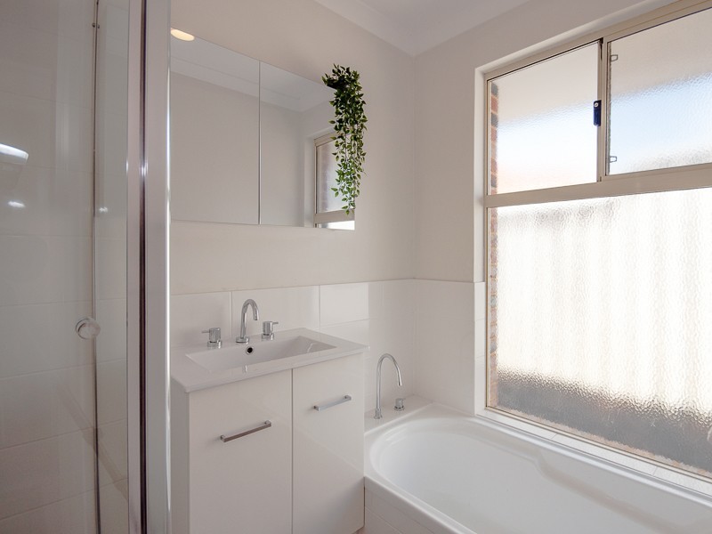 29 Swallowtail Parade, Warnbro WA 6169