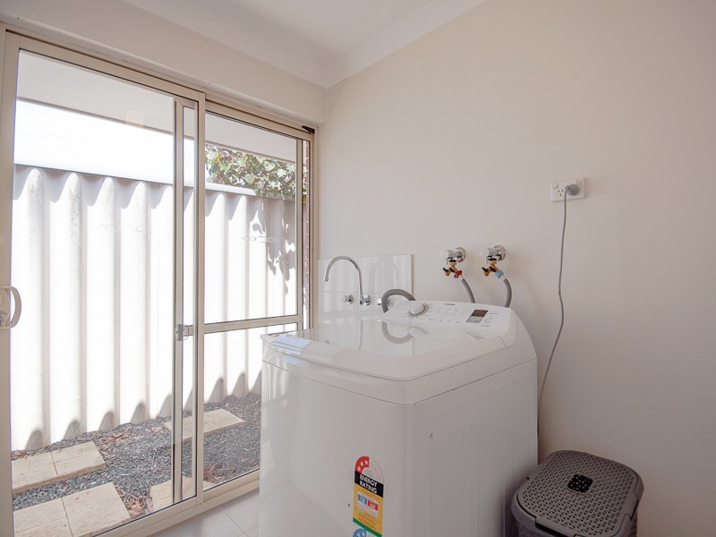 29 Swallowtail Parade, Warnbro WA 6169