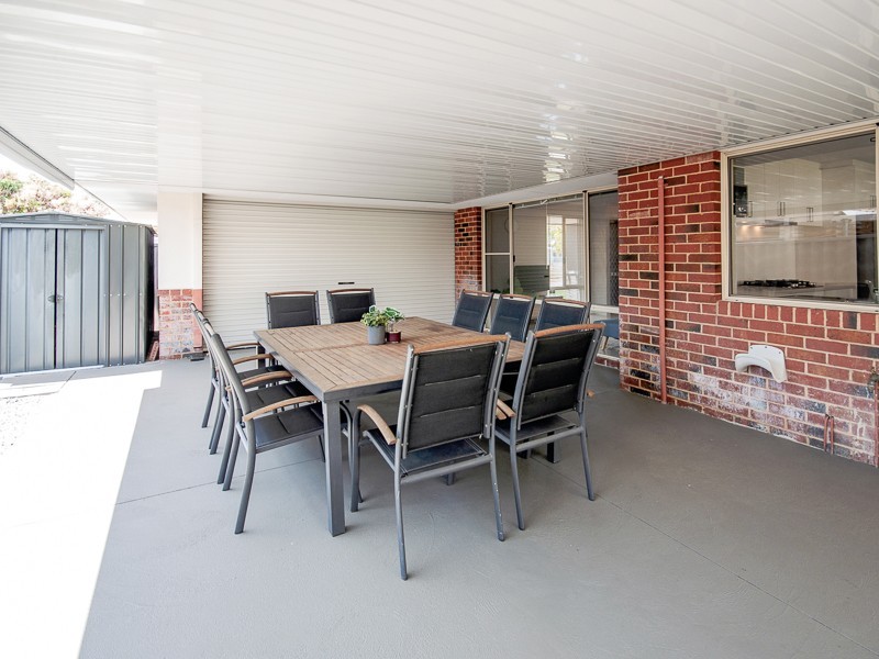 29 Swallowtail Parade, Warnbro WA 6169