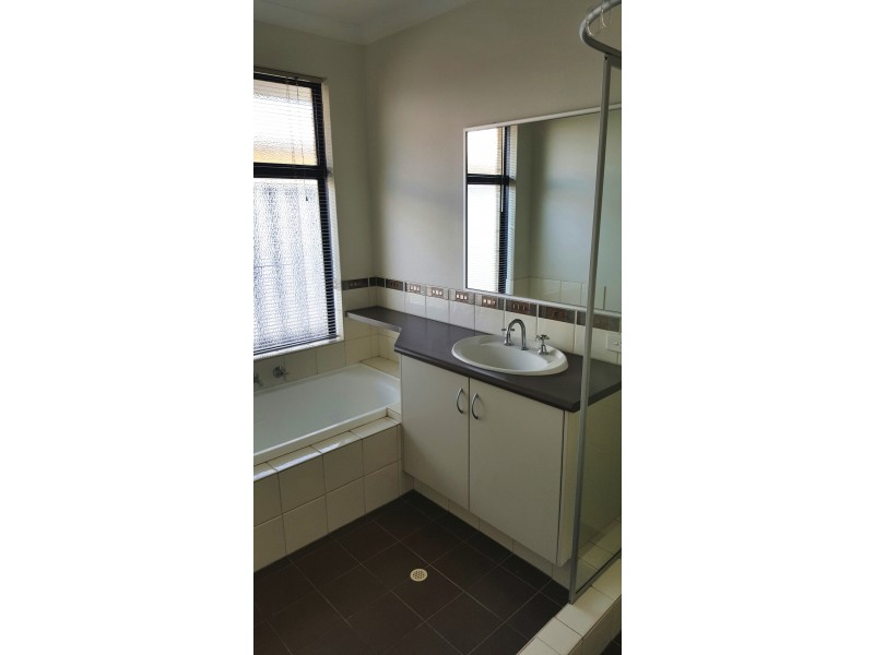 6 Flame Tree Loop, Baldivis WA 6171