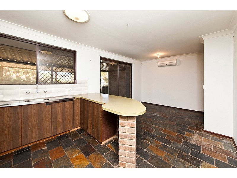 25 Fendam Street, Waikiki WA 6169