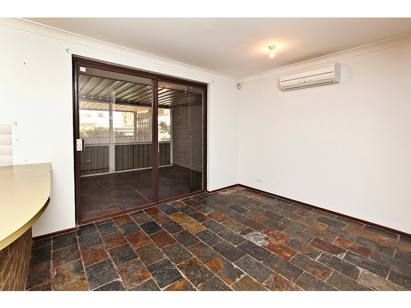 25 Fendam Street, Waikiki WA 6169