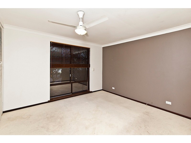 25 Fendam Street, Waikiki WA 6169