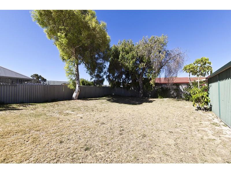 25 Fendam Street, Waikiki WA 6169