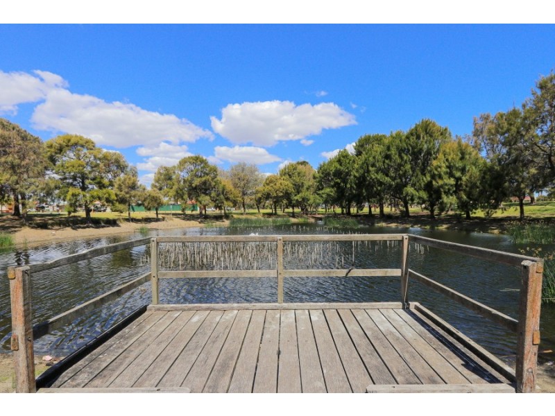 5 Cambernon Green, Port Kennedy WA 6172