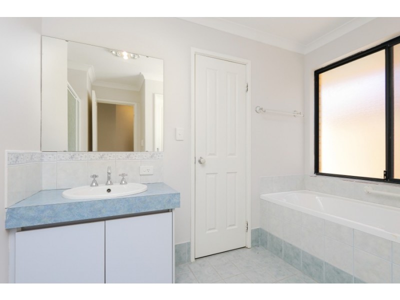 5 Cambernon Green, Port Kennedy WA 6172