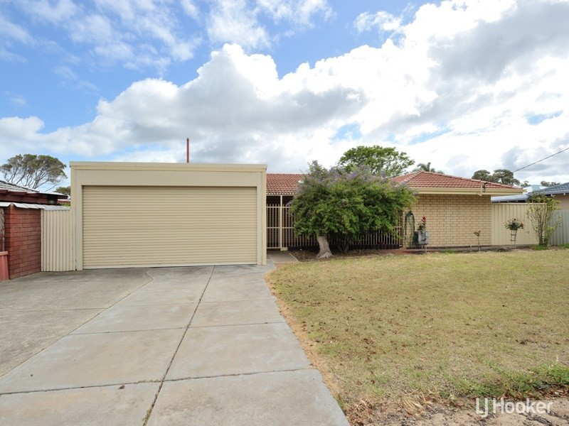 12 Unnaro Street, Hillman WA 6168