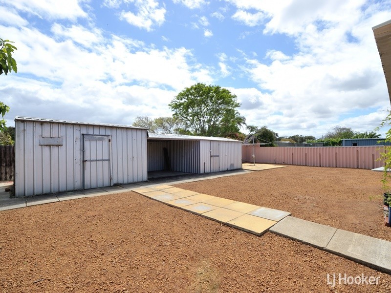 12 Unnaro Street, Hillman WA 6168