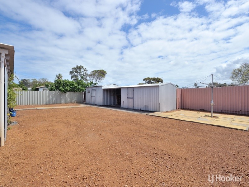 12 Unnaro Street, Hillman WA 6168