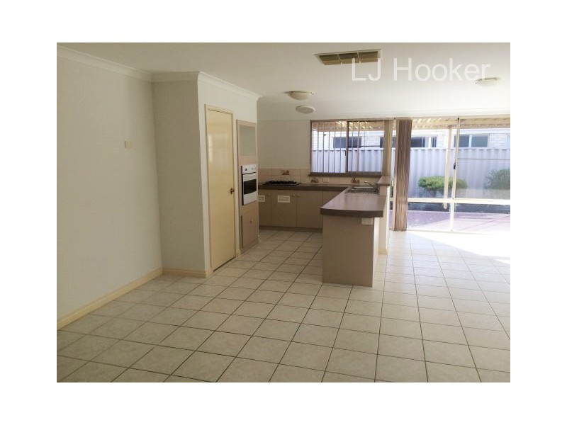 15 Morritt Close, Rockingham WA 6168