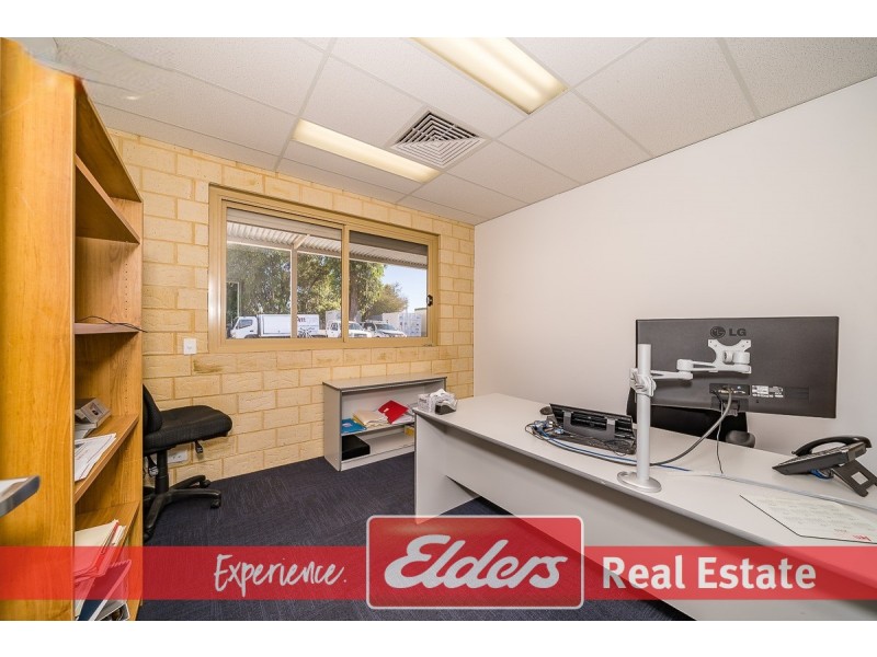 8 Edison Circuit, East Rockingham WA 6168