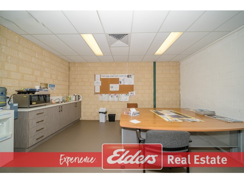 8 Edison Circuit, East Rockingham WA 6168