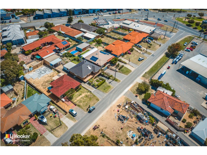 11A Blackwood Avenue, Hamilton Hill WA 6163