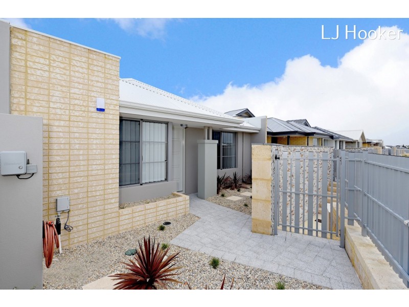 98 Kingscliff Drive, Golden Bay WA 6174
