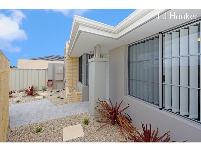 98 Kingscliff Drive, Golden Bay WA 6174