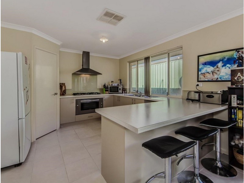 7 Foothills Retreat, Baldivis WA 6171
