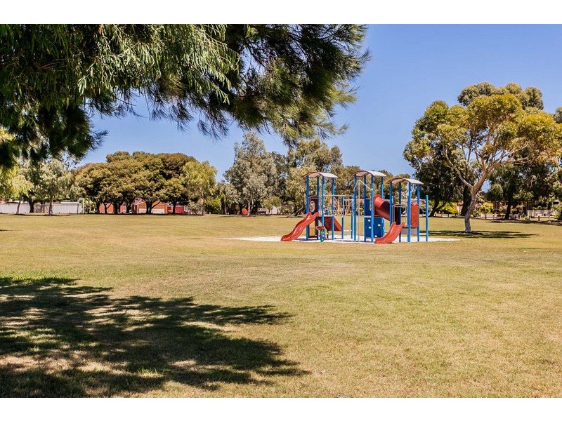 4A Ryan Street, Rockingham WA 6168