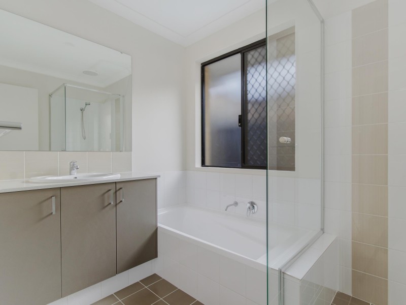 140 Pleasantview Parade, Baldivis WA 6171