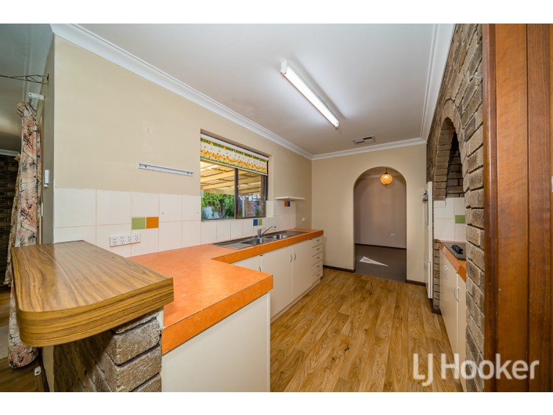 54 Haselmere Circus, Rockingham WA 6168