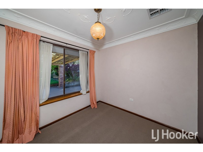 54 Haselmere Circus, Rockingham WA 6168