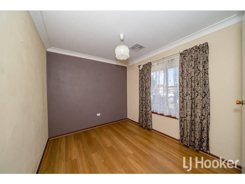 54 Haselmere Circus, Rockingham WA 6168