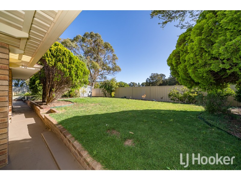 54 Haselmere Circus, Rockingham WA 6168