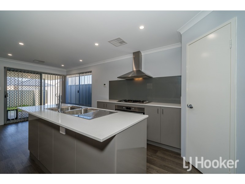 15 Carroll Lane, Byford WA 6122