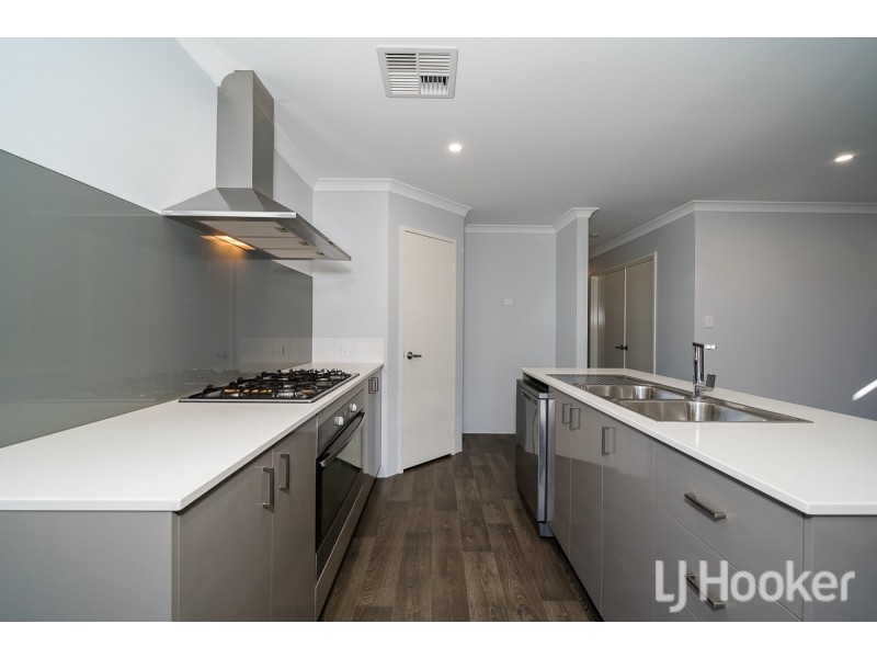 15 Carroll Lane, Byford WA 6122