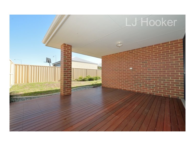 27 Borough Road, Baldivis WA 6171