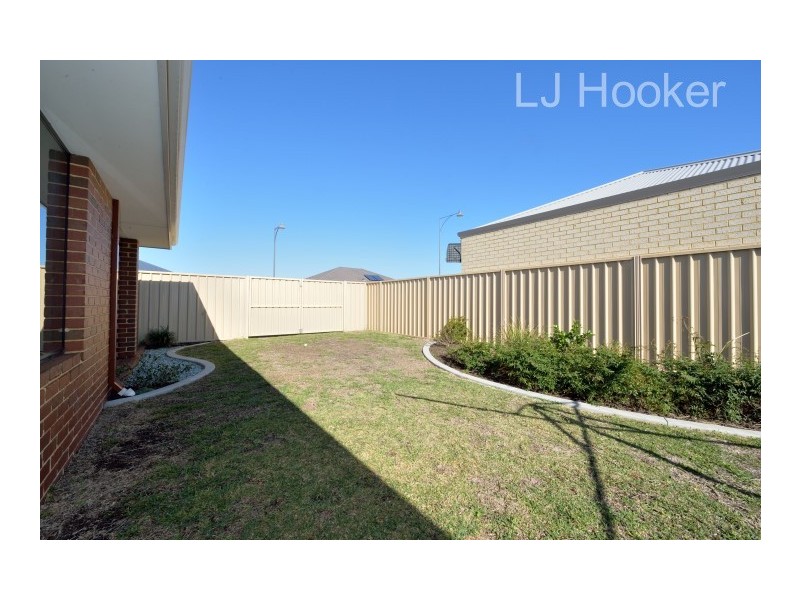 27 Borough Road, Baldivis WA 6171