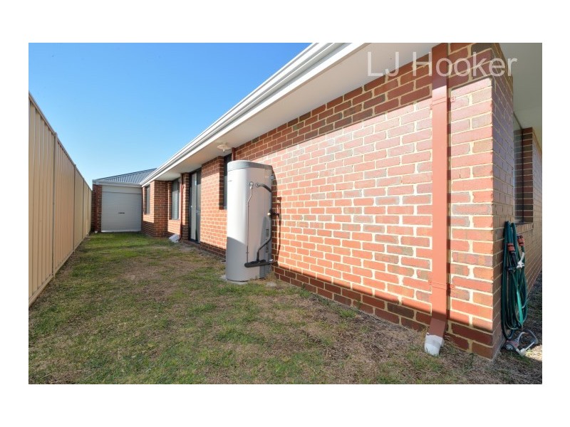 27 Borough Road, Baldivis WA 6171