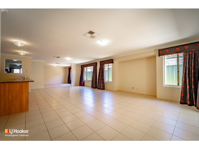 2 Peak Place, Baldivis WA 6171