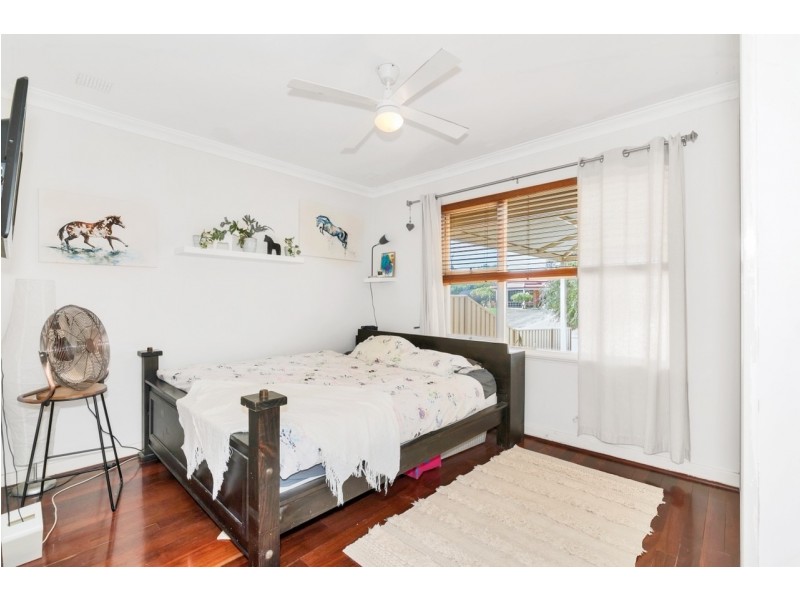 21 Mckenzie Road, Shoalwater WA 6169