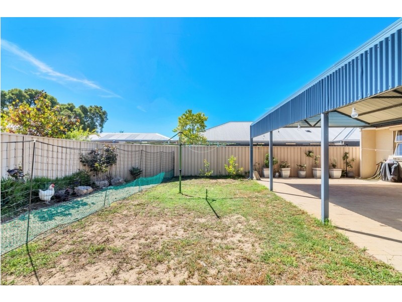 21 Mckenzie Road, Shoalwater WA 6169