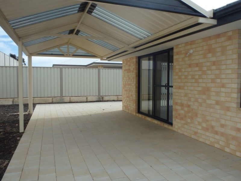 3 Alassio Parade, Secret Harbour WA 6173