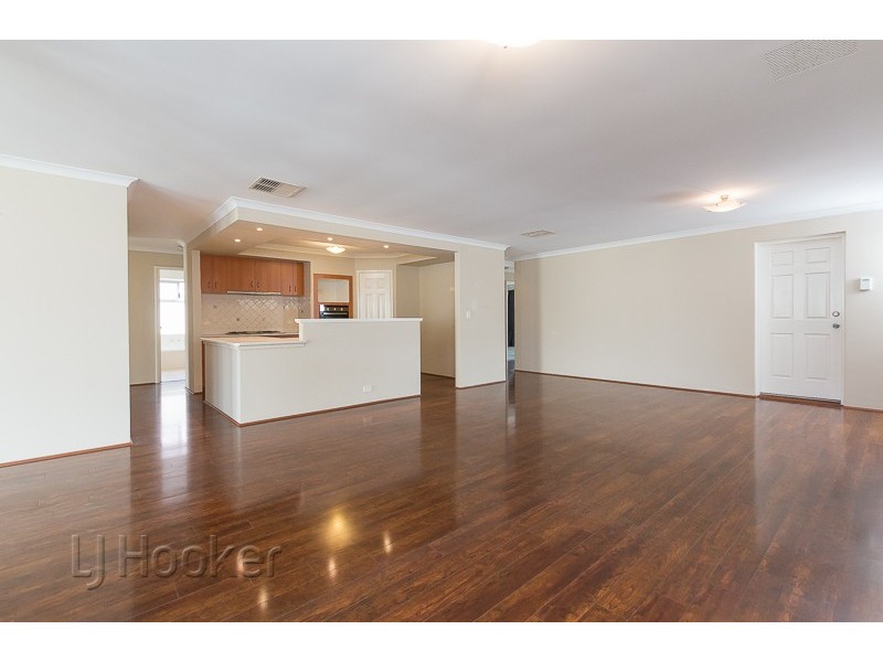 37 Pastrana Crescent, Port Kennedy WA 6172