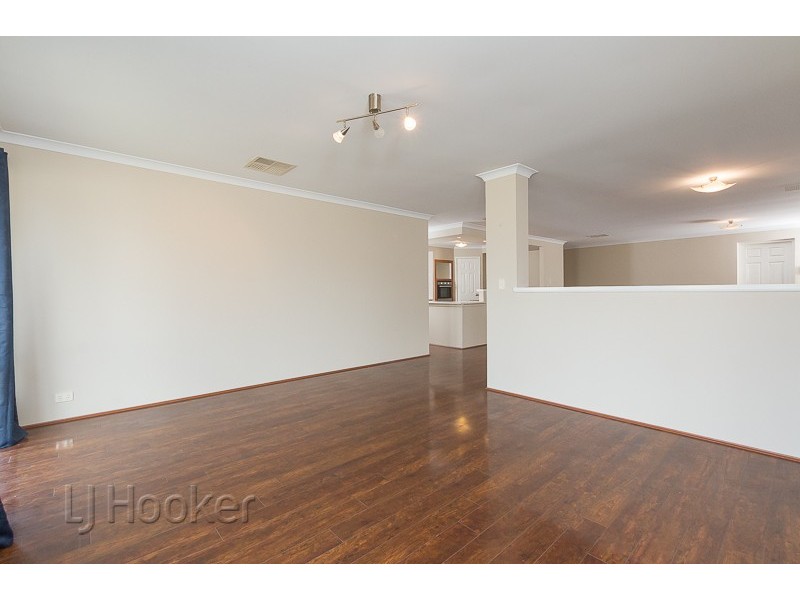 37 Pastrana Crescent, Port Kennedy WA 6172