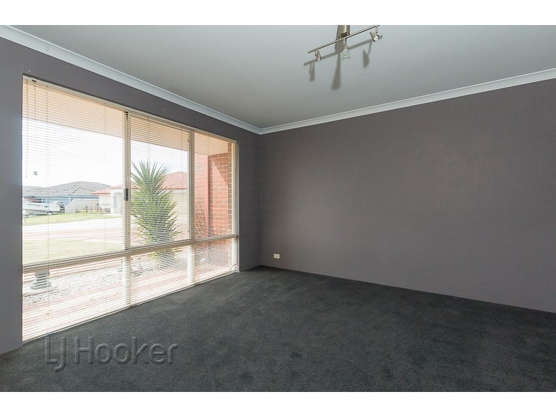 37 Pastrana Crescent, Port Kennedy WA 6172