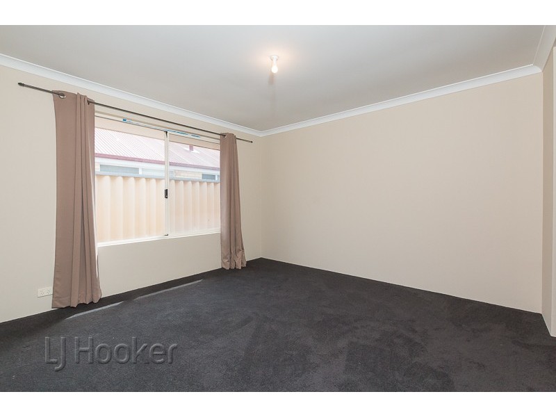 37 Pastrana Crescent, Port Kennedy WA 6172