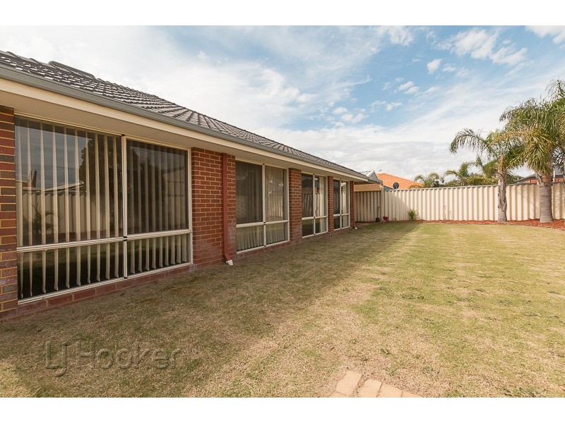 37 Pastrana Crescent, Port Kennedy WA 6172