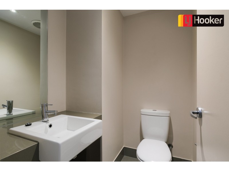 6 Portland Pass, Meadow Springs WA 6210