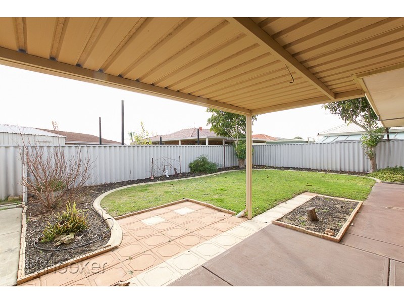 6 Taraw Close, Warnbro WA 6169