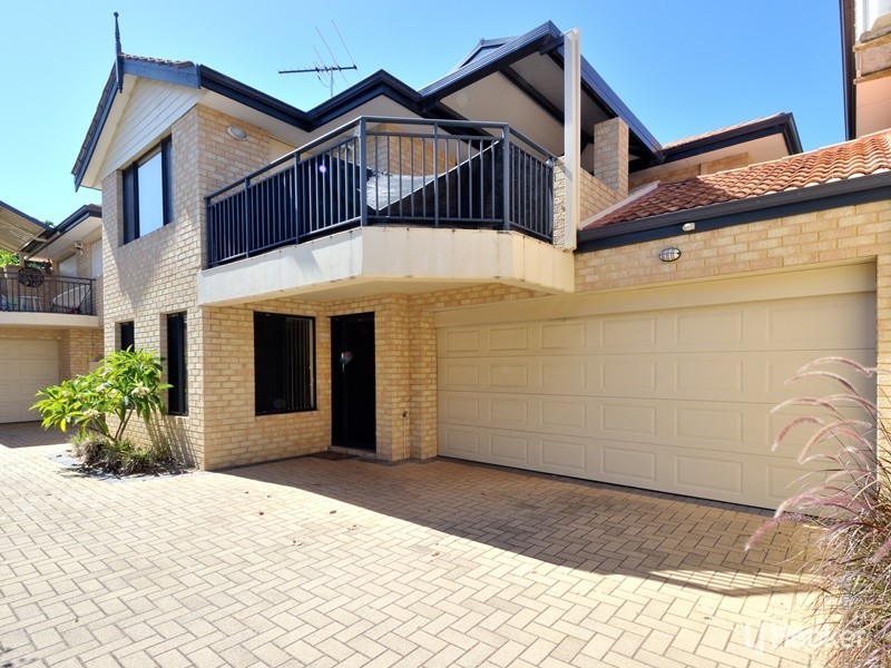 3/10 Hymus Street, Rockingham WA 6168