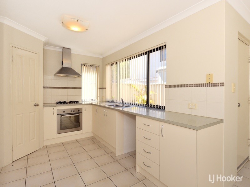 3/10 Hymus Street, Rockingham WA 6168